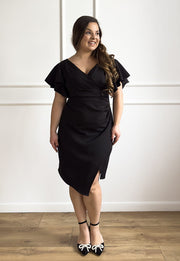 LARA SUKIENKA MINI PLUS SIZE Z OZDOBNYMI RĘKAWAMI . CZARNA 02 image 2