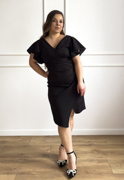 LARA SUKIENKA MINI PLUS SIZE Z OZDOBNYMI RĘKAWAMI . CZARNA 02 image 5