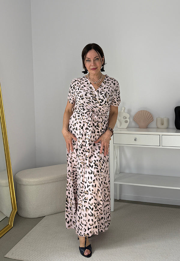 NORA SUKIENKA MAXI Z WISKOZY W PANTERKĘ. PUDROWA 01 image 4