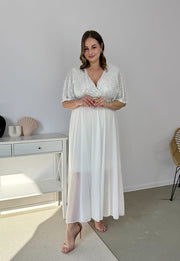 GRACY MAXI SUKIENKA DŁUGA PLUS SIZE Z SZYFONOWYM DOŁEM I CEKINAMI. BIAŁA 02 image 10