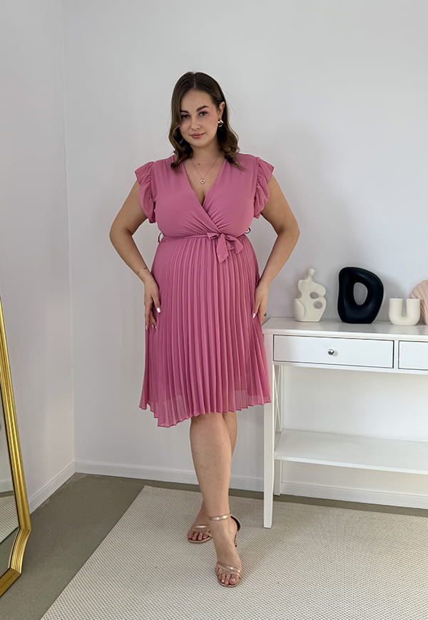 CLARET GŁADKA SUKIENKA PLISOWANA PLUS SIZE DO KOLAN. PUSTYNNY RÓŻ 05 image 4