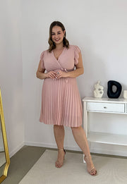 CLARET GŁADKA SUKIENKA PLISOWANA PLUS SIZE DO KOLAN. PUDROWY RÓŻ 04 image 3