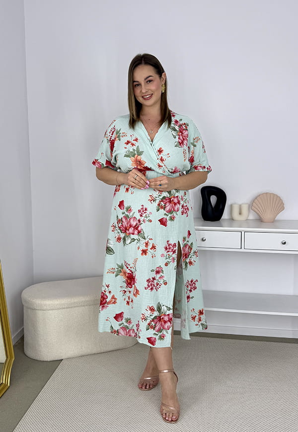 XENIA MUŚLINOWA SUKIENKA Z ROZKLOSZOWANYM DOŁEM W KWIATY . MIĘTOWA 02 image 3