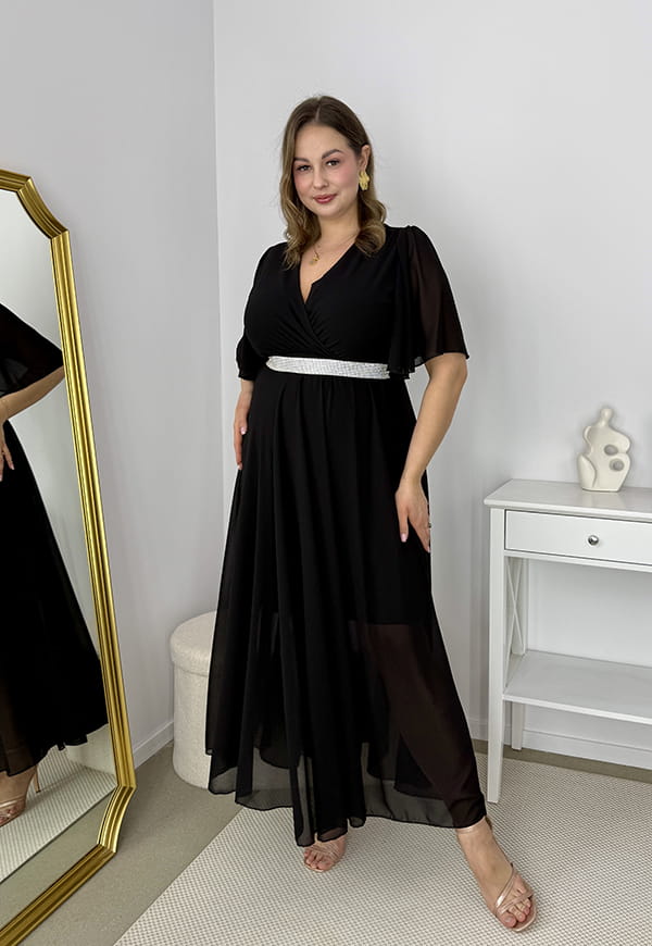SOFIA DŁUGA SZYFONOWA SUKIENKA MAXI ROZKLOSZOWANA Z OZDOBNYM PASKIEM. CZARNA 04 image 3