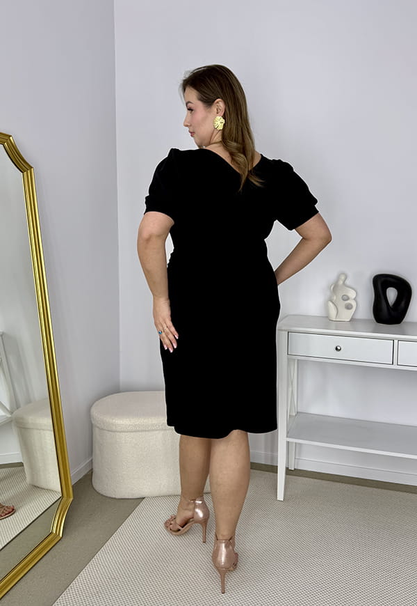 SARA ELEGANCKA SUKIENKA PLUS SIZE OŁÓWKOWA . CZARNA 02 image 4