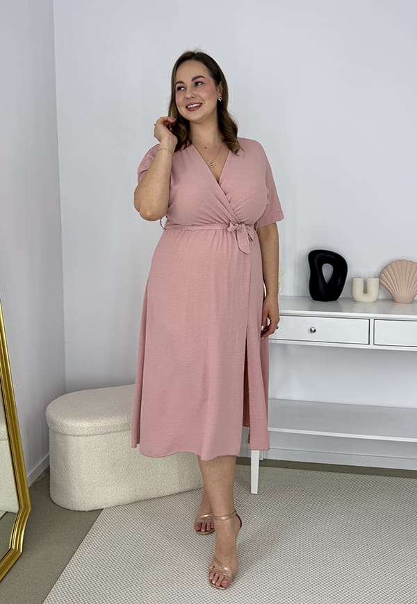 LISBONA KRÓTKI RĘKAW SUKIENKA PLUS SIZE KOPERTOWA MIDI. PUDROWY RÓŻ 10 image 3