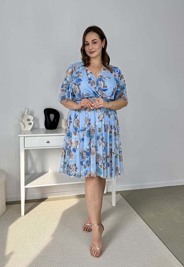 COLETTE FLOWERS TIULOWA SUKIENKA  PLUS SIZE ROZKLOSZOWANA W KWIATY.  BŁĘKITNA 02 image 7