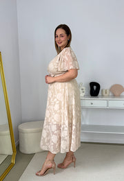 LUIZA SZYFONOWA SUKIENKA MIDI ROZKLOSZOWANA Z OZDOBNYM HAFTEM. BEŻOWA 01 image 7
