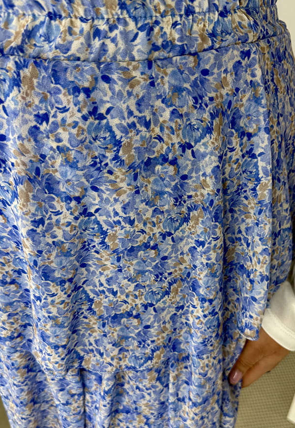 FLORES SZYFONOWA SPÓDNICA MINI PLUS SIZE ROZKLOSZOWANA.NIEBIESKA ŁĄCZKA 01 image 5