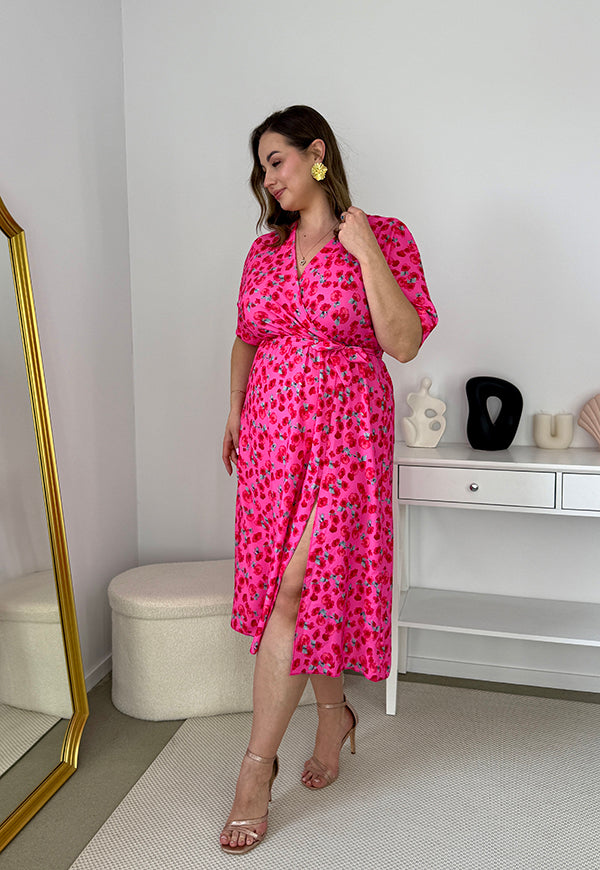 CARMEN  II Z KRÓTKIM RĘKAWEM SUKIENKA MIDI PLUS SIZE W KWIATY.  RÓŻOWO/CZERWONA 21 image 6